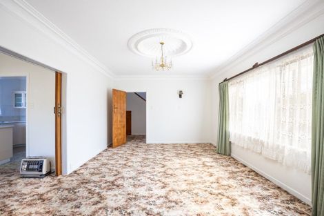 Photo of property in 65 Wallace Place, Westown, New Plymouth, 4310