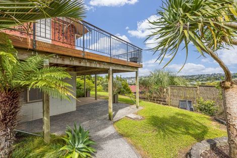 Photo of property in 9a Pendene Place, Forrest Hill, Auckland, 0620