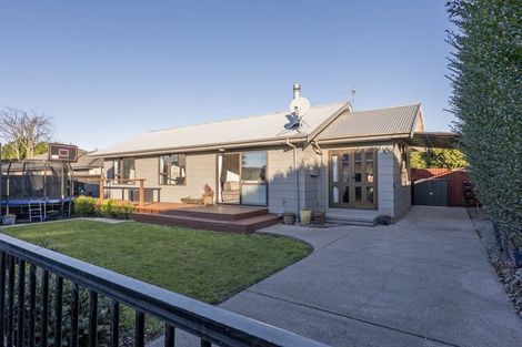 Photo of property in 2/17 Johns Road, Belfast, Christchurch, 8051