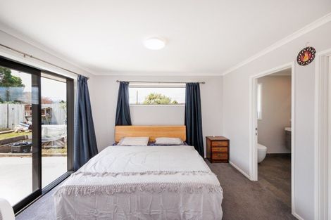 Photo of property in 59 Balrickard Way, Milson, Palmerston North, 4414