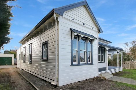 Photo of property in 12 Hunia Street, Marton, 4710