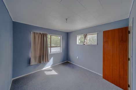 Photo of property in 18 Leeton Drive, Waipukurau, 4200