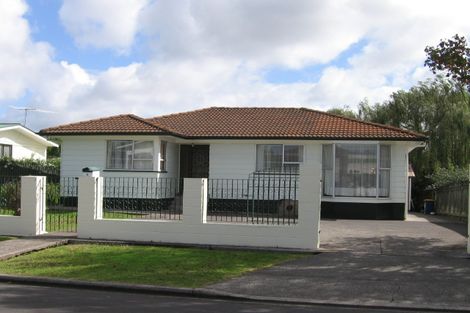 Photo of property in 6 Penfold Place, Henderson, Auckland, 0610