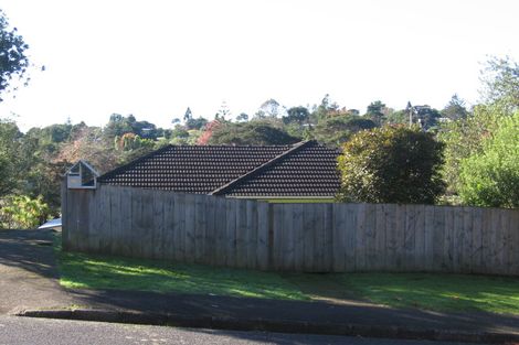 Photo of property in 14 Paewai Road, Glen Eden, Auckland, 0602
