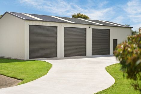 Photo of property in 47 Lake Road, Horsham Downs, Hamilton, 3281