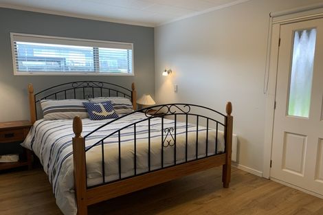 Photo of property in 68 Harper Road, Waimarama, Havelock North, 4294