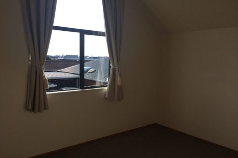 Photo of property in 2/30 Picton Avenue, Riccarton, Christchurch, 8011