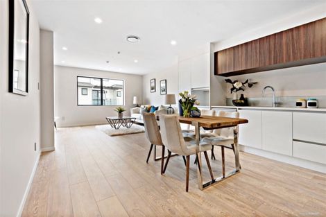 Photo of property in 5 Peony Mews, Oteha, Auckland, 0632