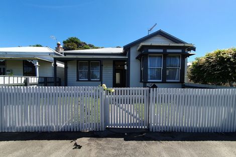 Photo of property in 181-183 Carlyle Street, Napier South, Napier, 4110