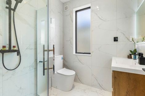 Photo of property in 8 Fjord Way, Karaka, Papakura, 2113