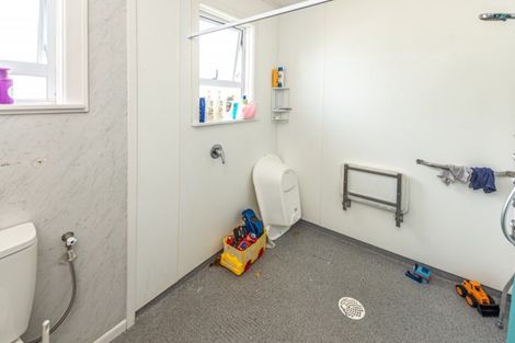 Photo of property in 39 Hood Street, Castlecliff, Whanganui, 4501