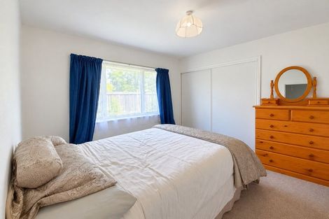Photo of property in 1/11 Hollyford Avenue, Bryndwr, Christchurch, 8053
