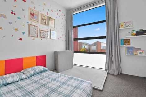 Photo of property in 14 Dignity Street, Papakura, 2110