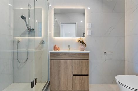 Photo of property in 5/27 Taikata Road, Te Atatu Peninsula, Auckland, 0610