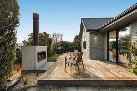 Photo of property in 86 Meadowstone Drive, Wanaka, 9305