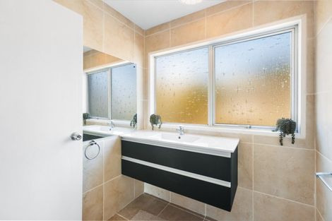 Photo of property in 4a Lanes Road, Bridge Hill, Alexandra, 9320