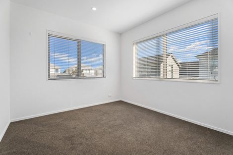 Photo of property in 31 Aviation Street, Takanini, 2112