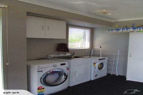 Photo of property in 172 Waterside Drive, Pyes Pa, Tauranga, 3112