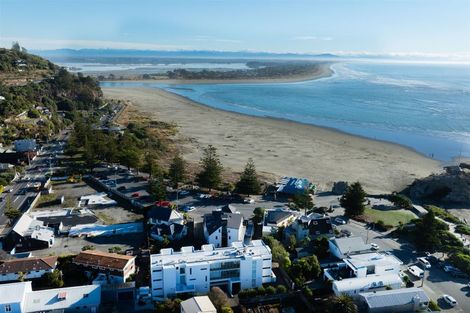 Photo of property in 3/20 Esplanade, Sumner, Christchurch, 8081