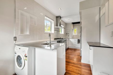 Photo of property in 1 Fernhill Terrace, Wadestown, Wellington, 6012