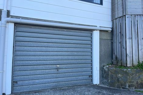 Photo of property in 2 Anzia Way, Johnsonville, Wellington, 6037