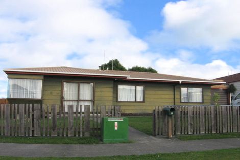 Photo of property in 8 Willowstream Grove, Cloverlea, Palmerston North, 4412