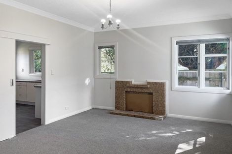 Photo of property in 104 Stokes Valley Road, Stokes Valley, Lower Hutt, 5019