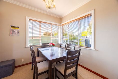 Photo of property in 1 Ruataniwha Street, Waipukurau, 4200