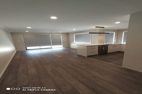 Photo of property in 32 Combat Street, Papakura, 2110