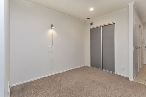 Photo of property in Luna Apartments, 3v/16 Burton Street, Grafton, Auckland, 1010