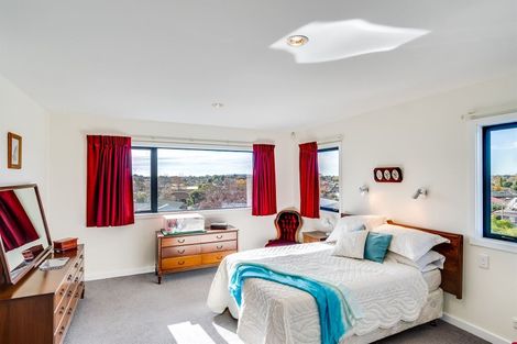 Photo of property in 75 Hetley Crescent, Taradale, Napier, 4112