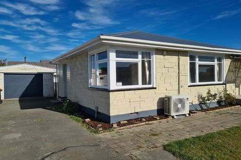 Photo of property in 16 Suva Street, Upper Riccarton, Christchurch, 8041
