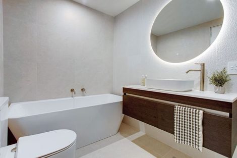 Photo of property in 3/17 Sandspit Road, Cockle Bay, Auckland, 2014