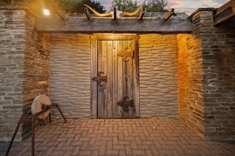 Photo of property in 68 Stoney Creek Road, Kawarau Falls, Queenstown, 9371