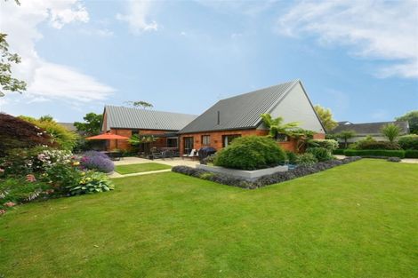 Photo of property in 27 Strathean Avenue, Avonhead, Christchurch, 8042