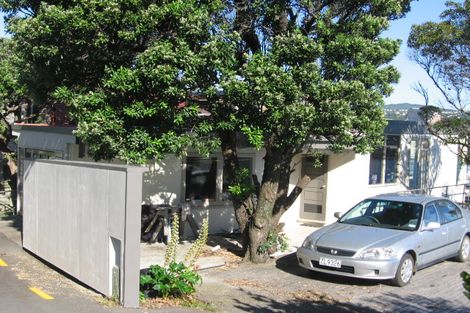 Photo of property in 33 Mcfarlane Street, Mount Victoria, Wellington, 6011