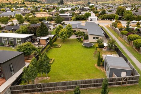 Photo of property in 47 Sylvan Street, Lake Hayes, Queenstown, 9304