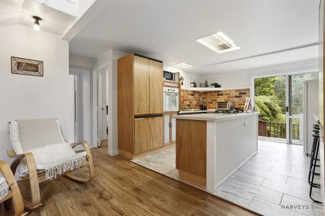 Photo of property in 68 Wood Bay Road, Titirangi, Auckland, 0604