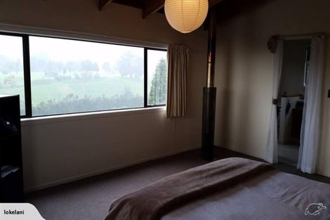 Photo of property in 12 Kaitake Place, Oakura, 4314