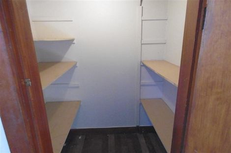 Photo of property in 27 Bulteel Street, New Plymouth, 4310