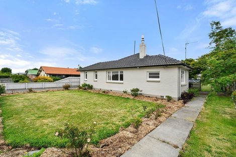 Photo of property in 72 Mcmurdo Street, Tinwald, Ashburton, 7700