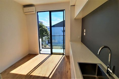 Photo of property in 4/6 Waverley Street, Sydenham, Christchurch, 8023