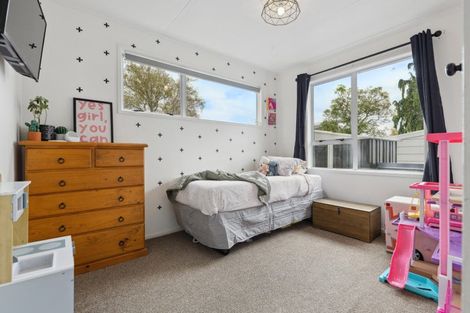Photo of property in 15 Frederick Street, Two Mile Bay, Taupo, 3330