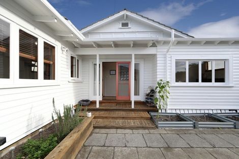 Photo of property in 219 Georges Drive, Napier South, Napier, 4110