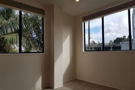 Photo of property in 2h/175 Hurstmere Road, Takapuna, Auckland, 0622