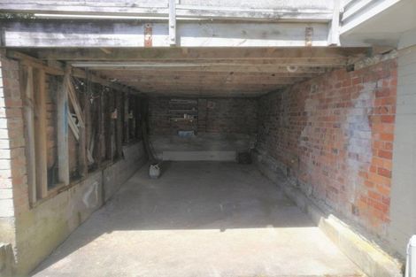 Photo of property in 2/3 Bruce Road, Glenfield, Auckland, 0629