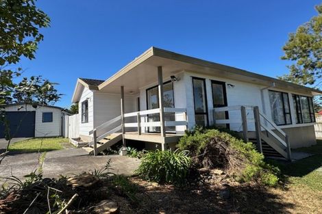 Photo of property in 26 Miriam Corban Heights, Henderson, Auckland, 0612