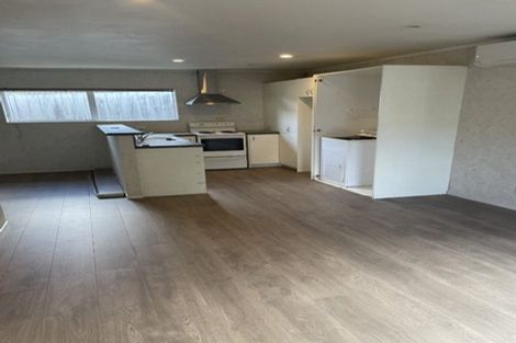 Photo of property in 22 Millstream Drive, Henderson, Auckland, 0610