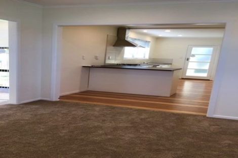 Photo of property in 2/17 Tristram Avenue, Forrest Hill, Auckland, 0620