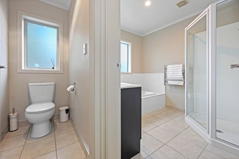 Photo of property in 1 Whitney Place, Rototuna North, Hamilton, 3210